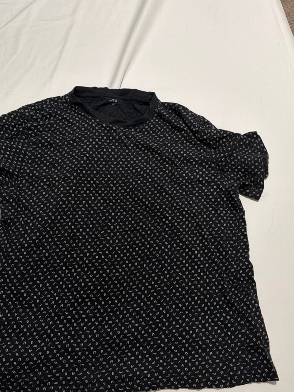 Men's Black Crewneck Short-Sleeve Shirt with Micro Dot Pattern